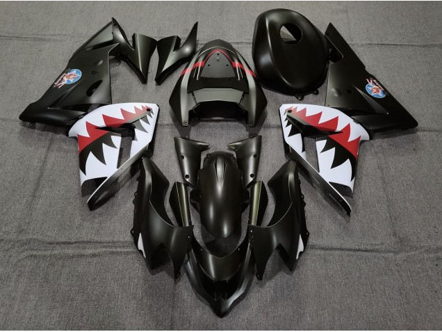 2004-2005 Bomber Betty Noir Mat ZX10R Carénage Moto 2004-2005 Bomber Betty Noir Mat ZX10R Carénage Moto